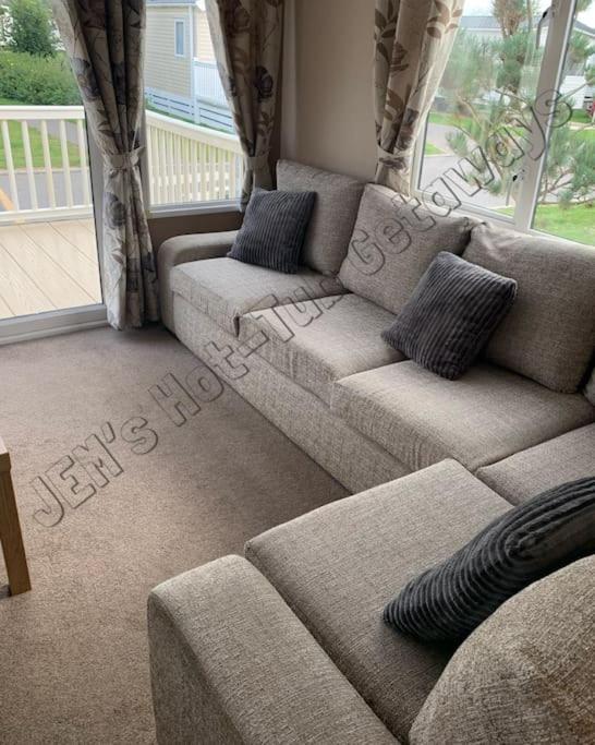 Jems Hot-Tub Getaways 8 Berth At Tattershall Lakes Extérieur photo